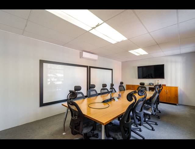 219M² OFFICE FOR SALE IN SIMBA